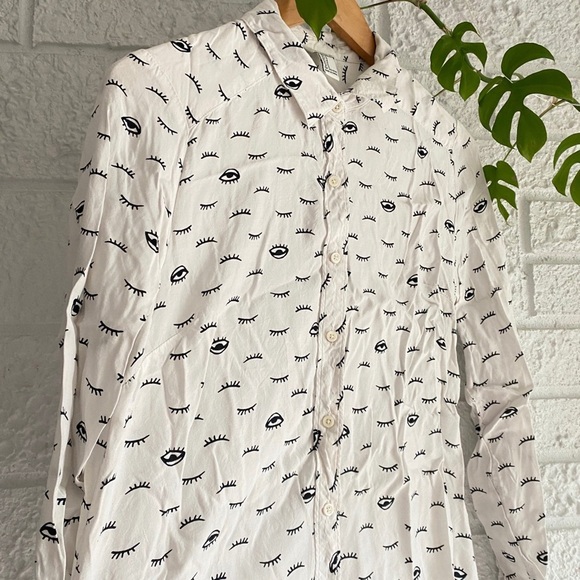 Forever 21 Eyes Button Up Shirt - Picture 2 of 5